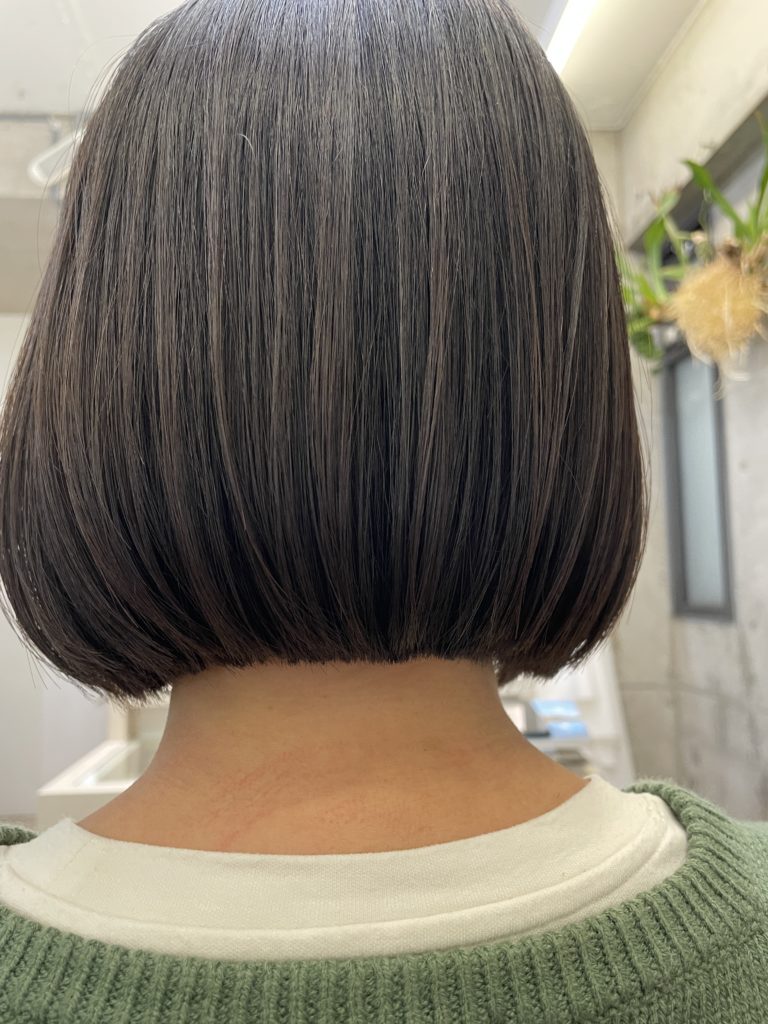 強い癖のお悩みの方もも自然なボブに